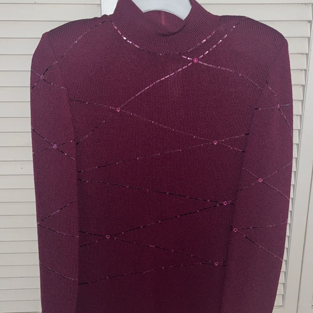 St. John Burgundy sweater dress. Size 10